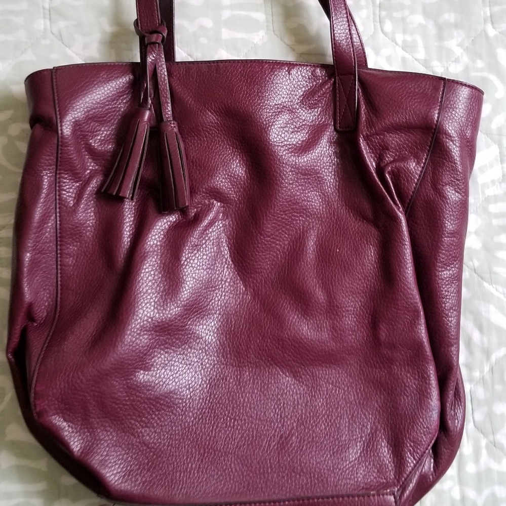 Old Navy tassel tote